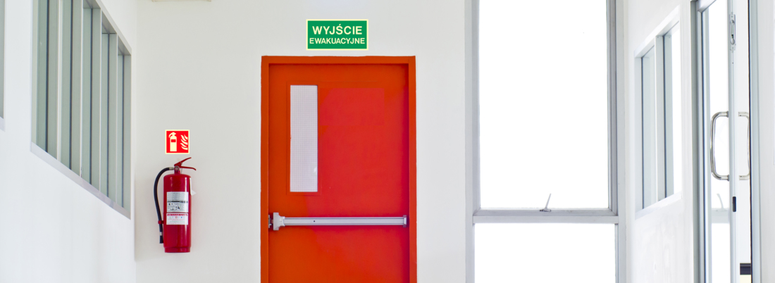 WYPOSAŻENIE W GAŚNICE I OZNAKOWANIE BUDYNKU